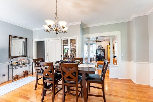 Chandelier, Dining room, Interior, Wood Texture Flooring