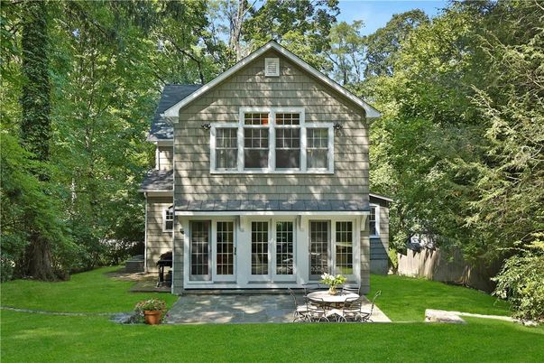 Exterior, Facade, American Craftsman
