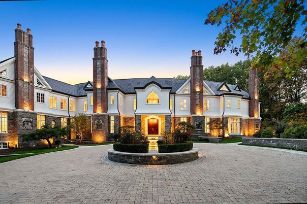 Backyard, Exterior, Facade, Brick Facade, French Provincial
