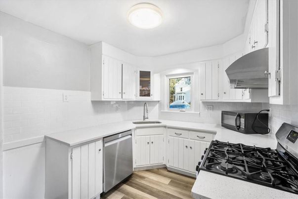 Interior, Kitchen, Stainless Steel Appliances, Wood Texture Flooring
