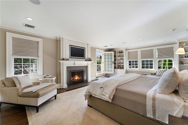 Bedroom, Fireplace, Interior, Recessed Lighting
