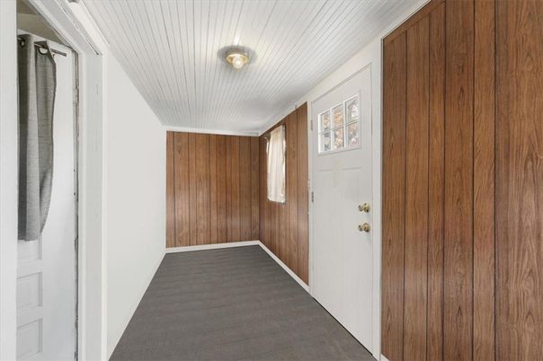 Empty room, Interior, Wood Texture Flooring, Wooden Walls