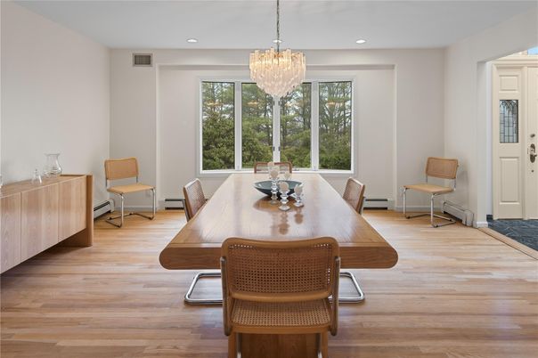 Chandelier, Dining room, Interior, Recessed Lighting, Wood Texture Flooring