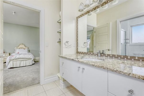Bathroom, Bedroom, Interior