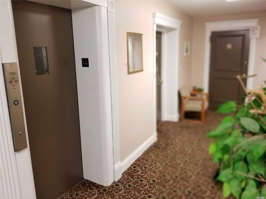 Elevator, Interior