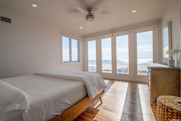 Bedroom, Interior, Recessed Lighting, Water, Wood Texture Flooring