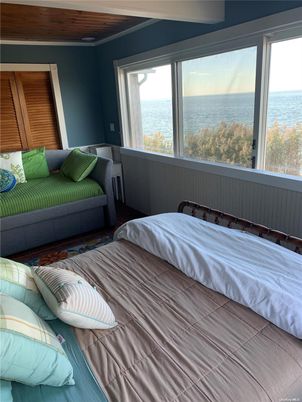 Bedroom, Interior, Water