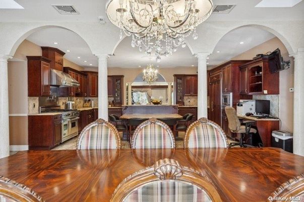 Chandelier, Dining room, Interior, Kitchen, Recessed Lighting, Stainless Steel Appliances