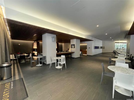 Dining room, Interior, Recessed Lighting