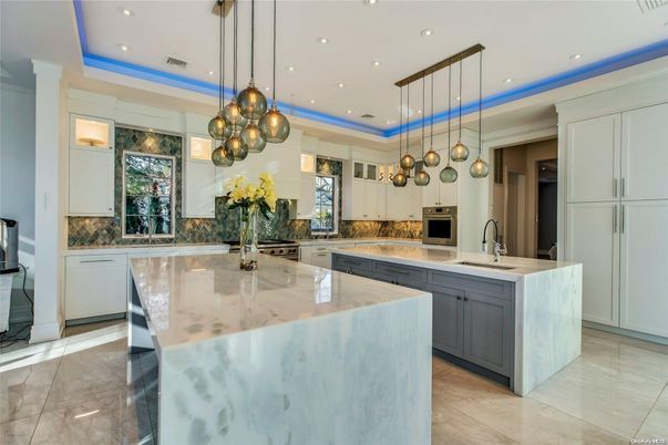 Interior, Kitchen, Pendant Lights, Recessed Lighting, Stainless Steel Appliances