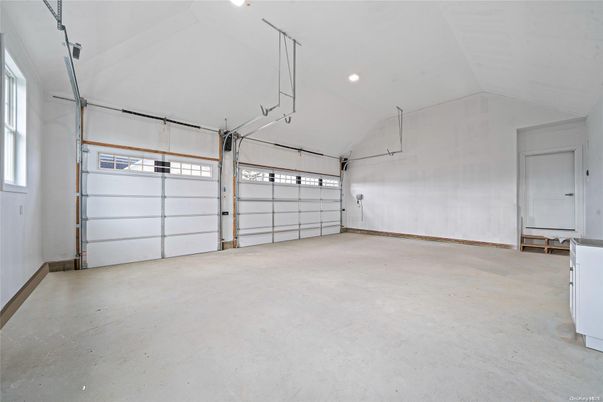 Garage, Interior, Recessed Lighting
