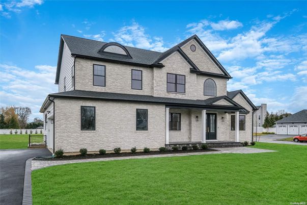 Exterior, Facade, Brick Facade, Farmhouse