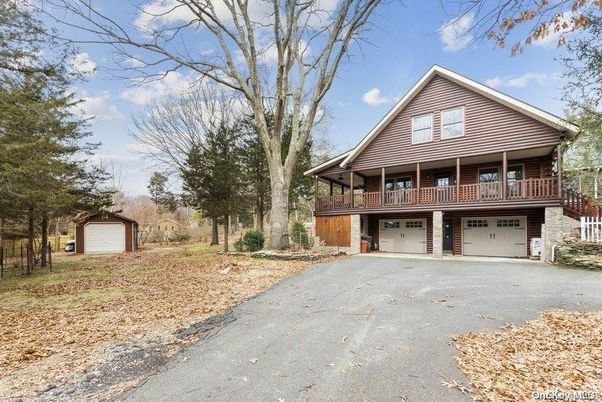 Backyard, Detached Garage, Exterior