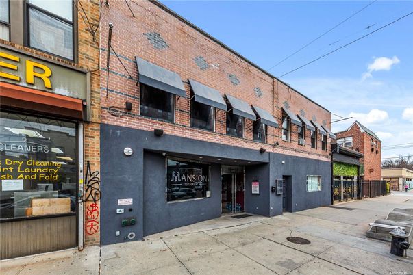 Exterior, Facade, Condo Building