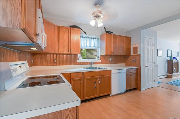 Interior, Kitchen, Wood Texture Flooring