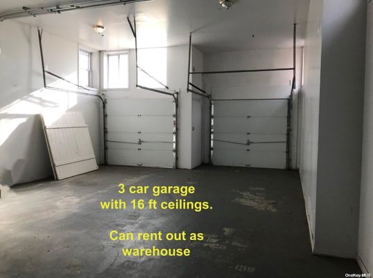 Garage, Interior