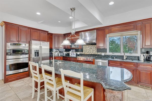 Interior, Kitchen, Pendant Lights, Recessed Lighting, Stainless Steel Appliances