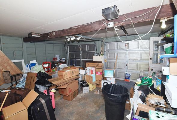 Garage, Interior