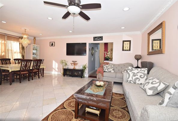 Chandelier, Dining room, Interior, Living room, Recessed Lighting