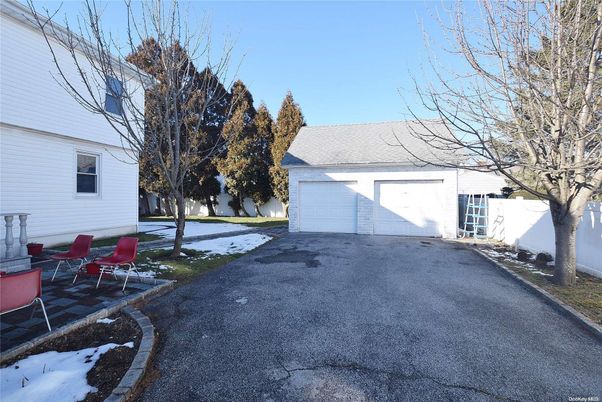 Backyard, Detached Garage, Exterior
