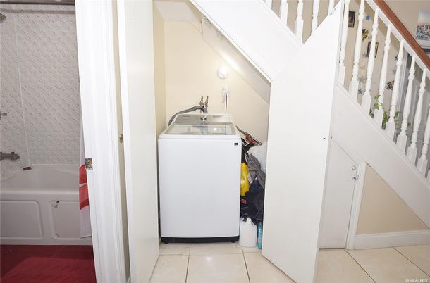 Interior, Utility Closets, Washer