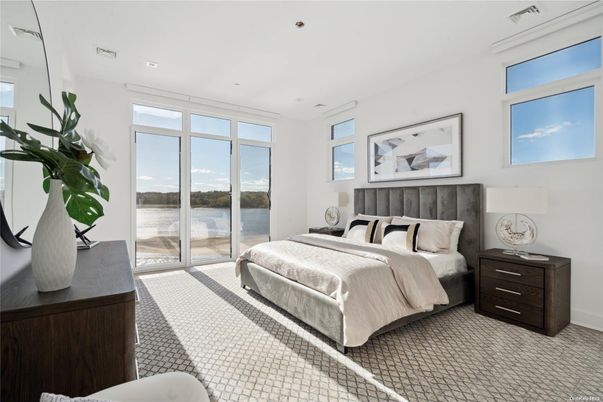 Bedroom, Interior, Recessed Lighting, Water