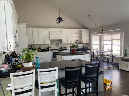 Dining room, Interior, Kitchen, Pendant Lights, Wood Texture Flooring