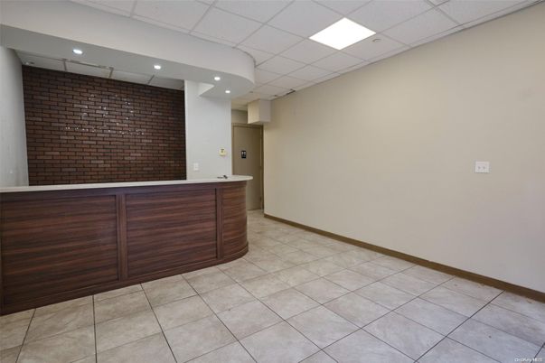 Empty room, Interior, Recessed Lighting, Stone Walls