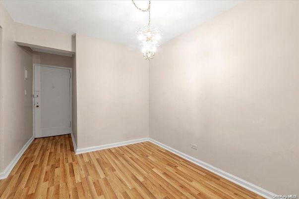Chandelier, Empty room, Interior, Wood Texture Flooring