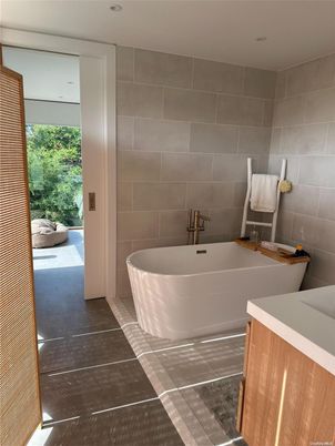 Bathroom, Free Standing Baths, Interior, Recessed Lighting