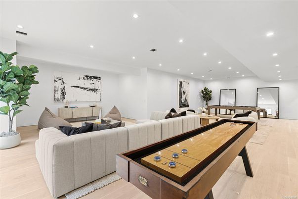 Game Room, Interior, Living room, Recessed Lighting, Wood Texture Flooring