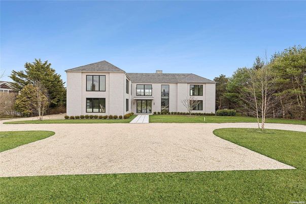 Backyard, Exterior, Facade, French Provincial