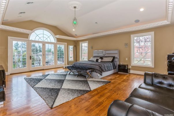 Bedroom, Interior, Pendant Lights, Recessed Lighting, Wood Texture Flooring