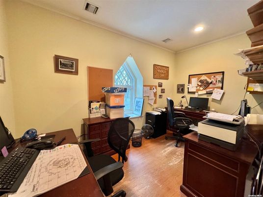 Home Office, Interior, Recessed Lighting, Wood Texture Flooring