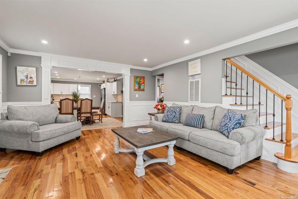 Dining room, Interior, Living room, Pendant Lights, Recessed Lighting, Wood Texture Flooring