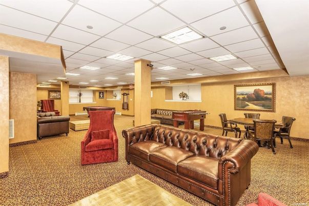 Dining room, Interior, Living room, Recessed Lighting