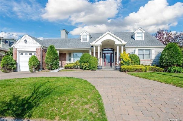 Attached, Exterior, Facade, Brick Facade, Cape Cod