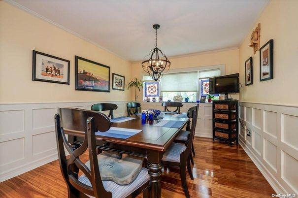 Chandelier, Dining room, Interior, Wood Texture Flooring