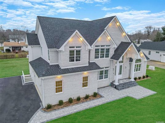Exterior, Facade, Brick Traditional