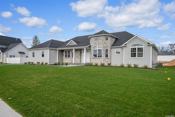Backyard, Exterior, Facade, French Provincial