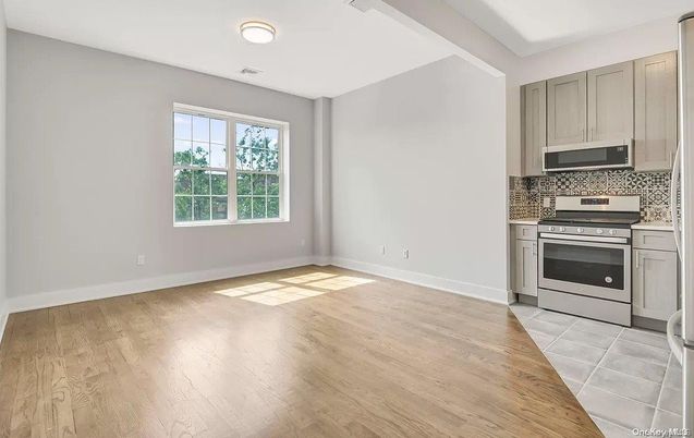 Empty room, Interior, Kitchen, Wood Texture Flooring