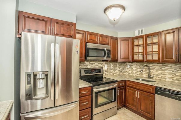 Interior, Kitchen, Stainless Steel Appliances