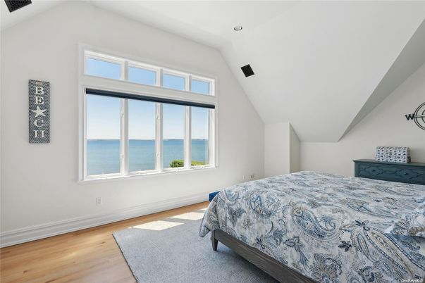 Bedroom, Interior, Water, Wood Texture Flooring