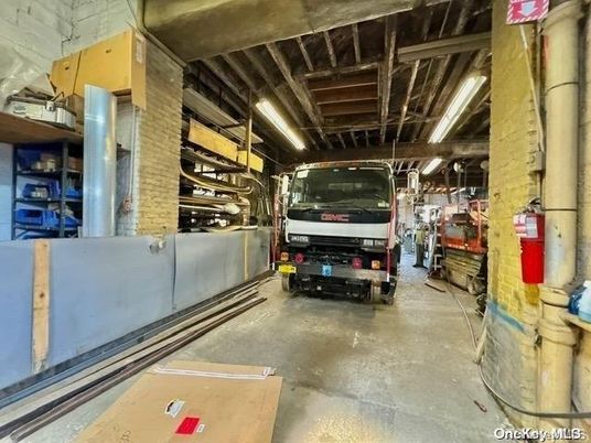 Garage, Interior, Stone Walls
