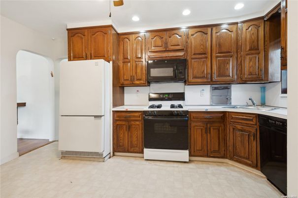 Interior, Kitchen, Recessed Lighting