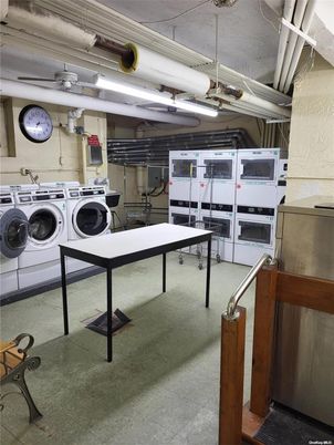 Garage, Interior, Washer