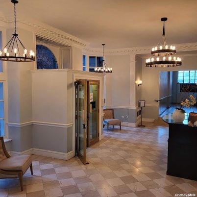 Chandelier, Interior, Pendant Lights