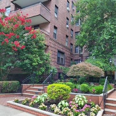 Exterior, Facade, Brick Facade, Condo Building