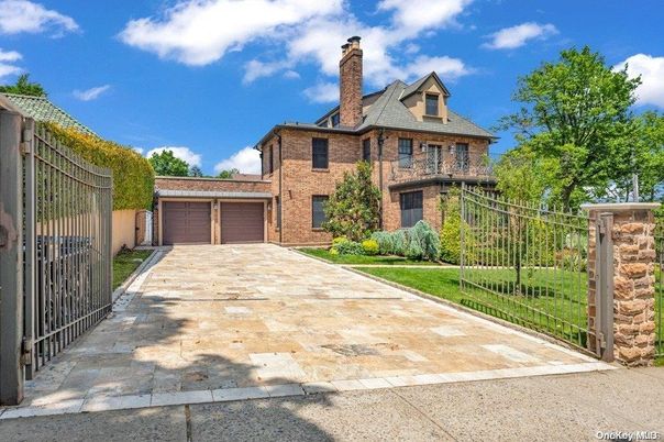 Attached, Exterior, Facade, Brick Facade, French Provincial