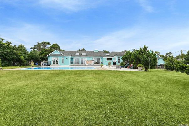 Backyard, Exterior, Pool